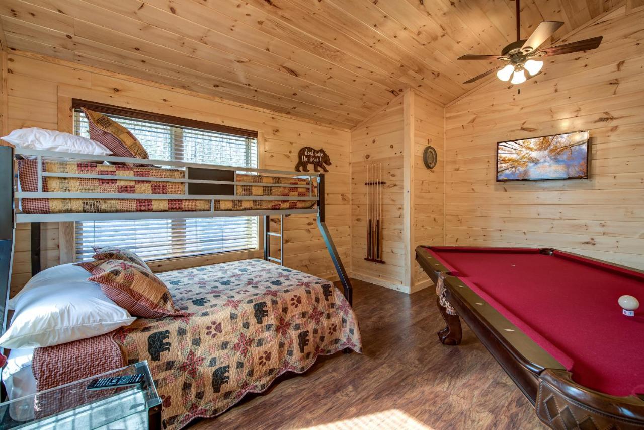 Villa Woodland Escape à Pigeon Forge Extérieur photo