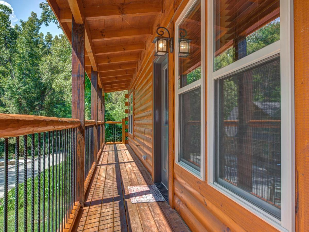 Villa Woodland Escape à Pigeon Forge Extérieur photo